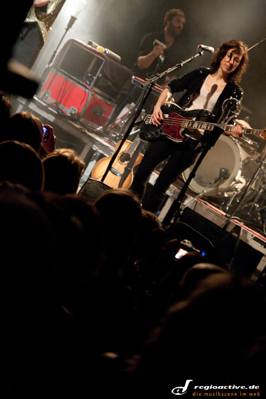 BOY (live in Hamburg, 2011) haben das Potential zu weiteren, musikalisch vielversprechenden, großen Schritten.